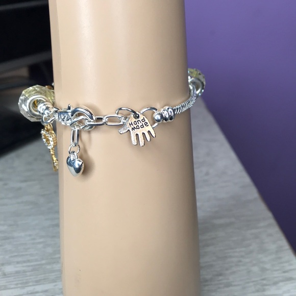 Beautiful faith inspired handmade bracelet - Picture 3 of 4